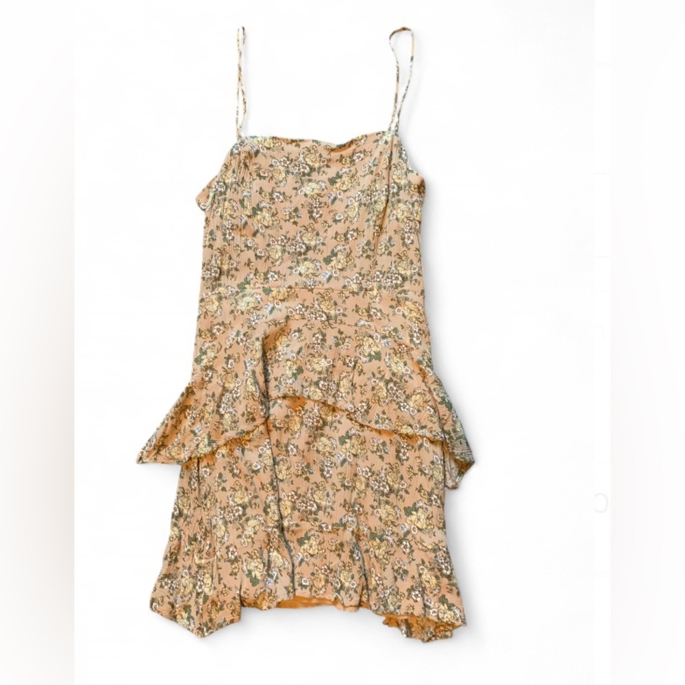 ✨ Altar’d State Floral Tiered Ruffle Mini Dress ✨